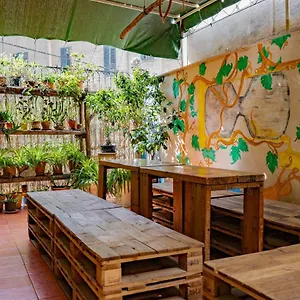 A Casa Di Amici Hostel